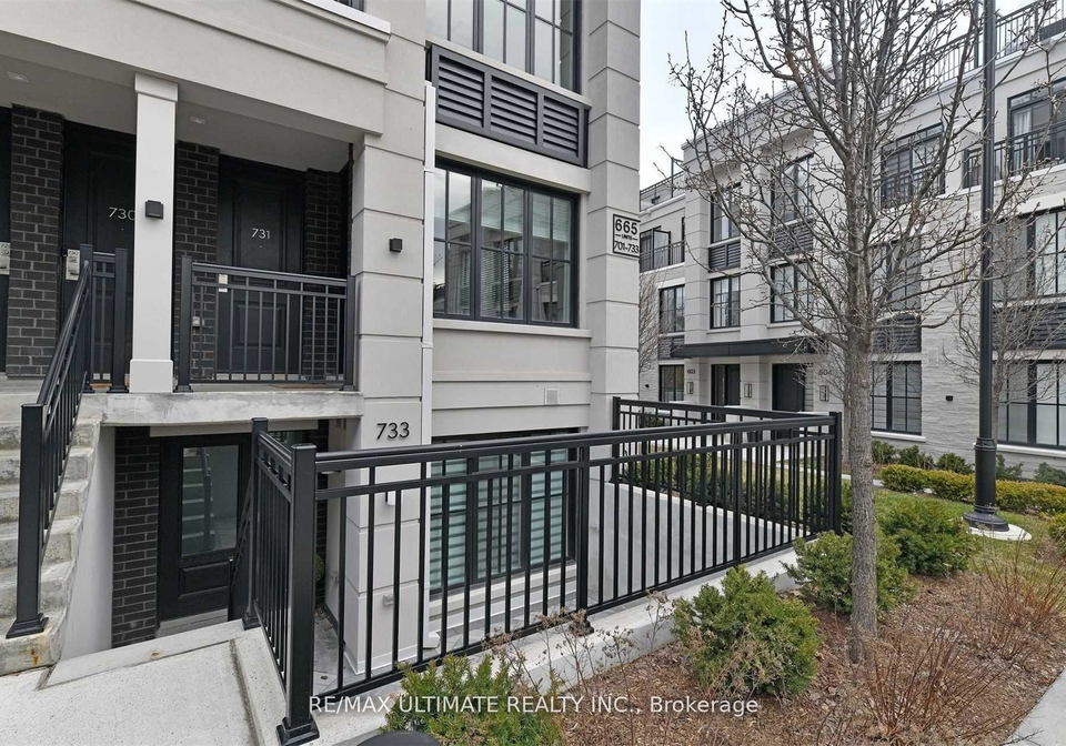 665-cricklewood-drive-mississauga-ontario-w12202871