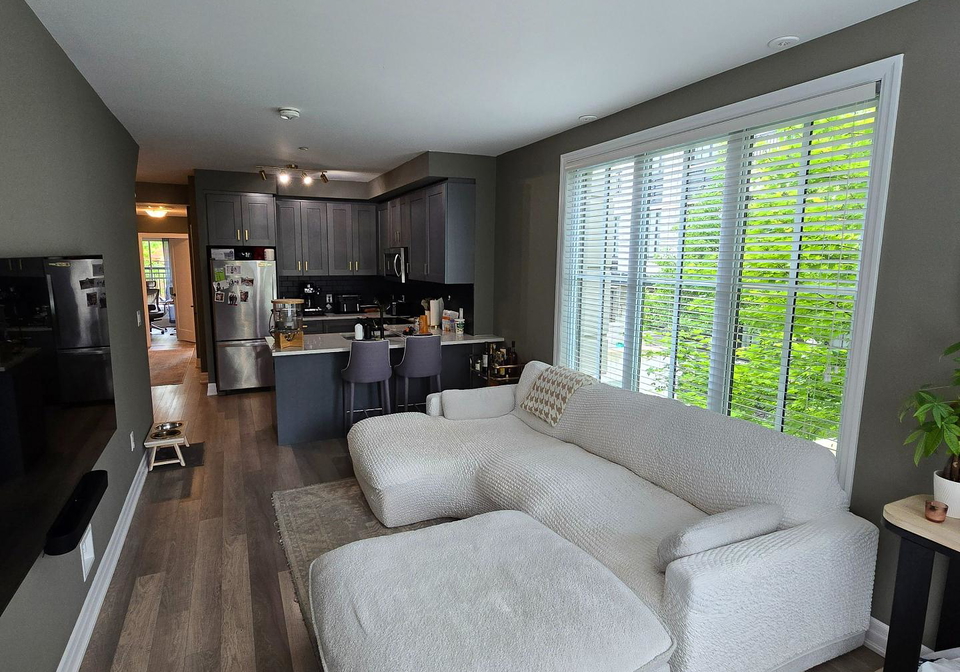 665-cricklewood-drive-mississauga-ontario-w12202871
