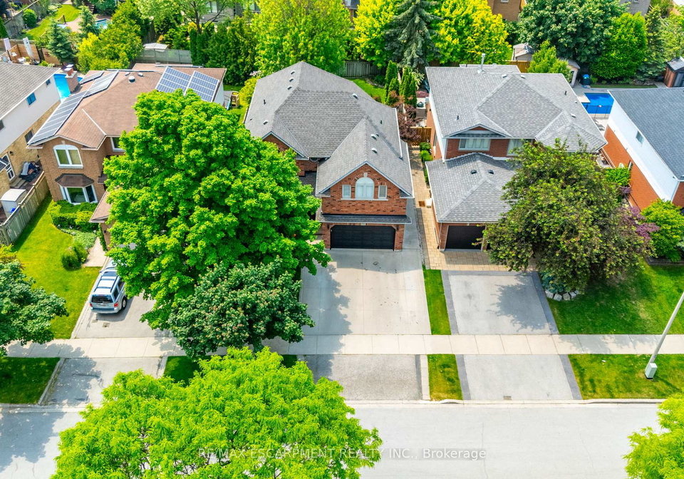 2162-heidi-avenue-burlington-ontario-w12203112