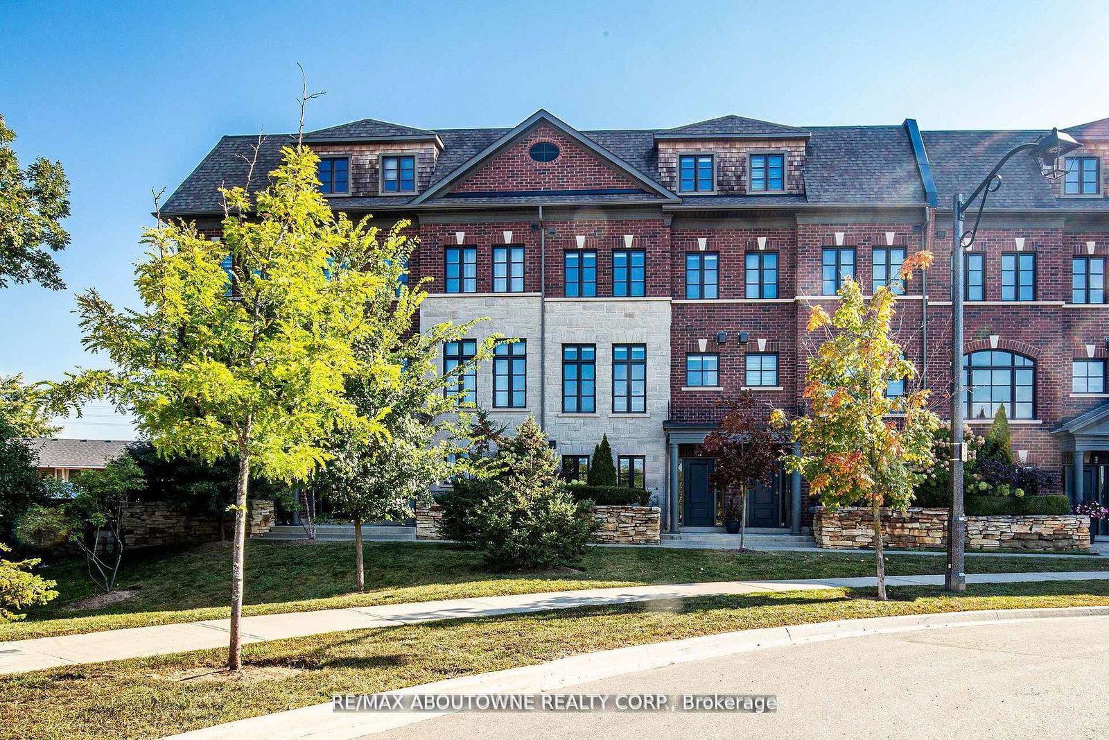 2189-lillykin-street-oakville-ontario-w12203234