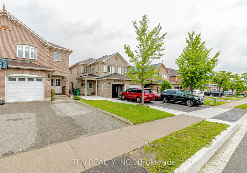 180-tiller-trail-brampton-ontario-w12203400