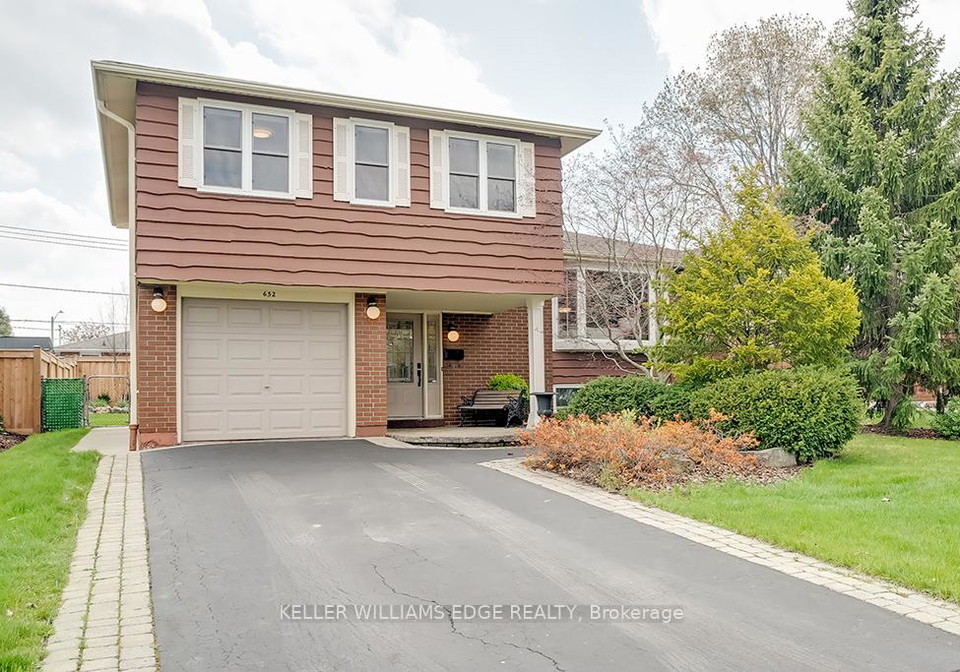 652-meadow-lane-burlington-ontario-w12203421