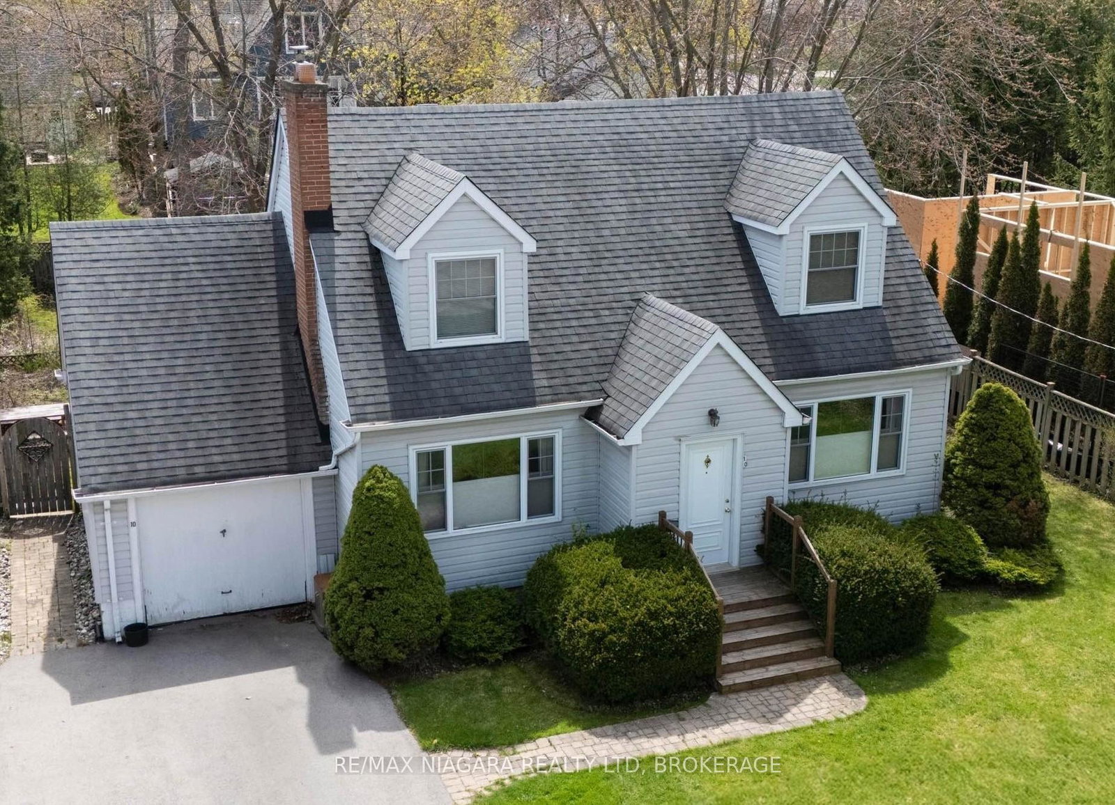 10-highland-road-oakville-ontario-w12203493