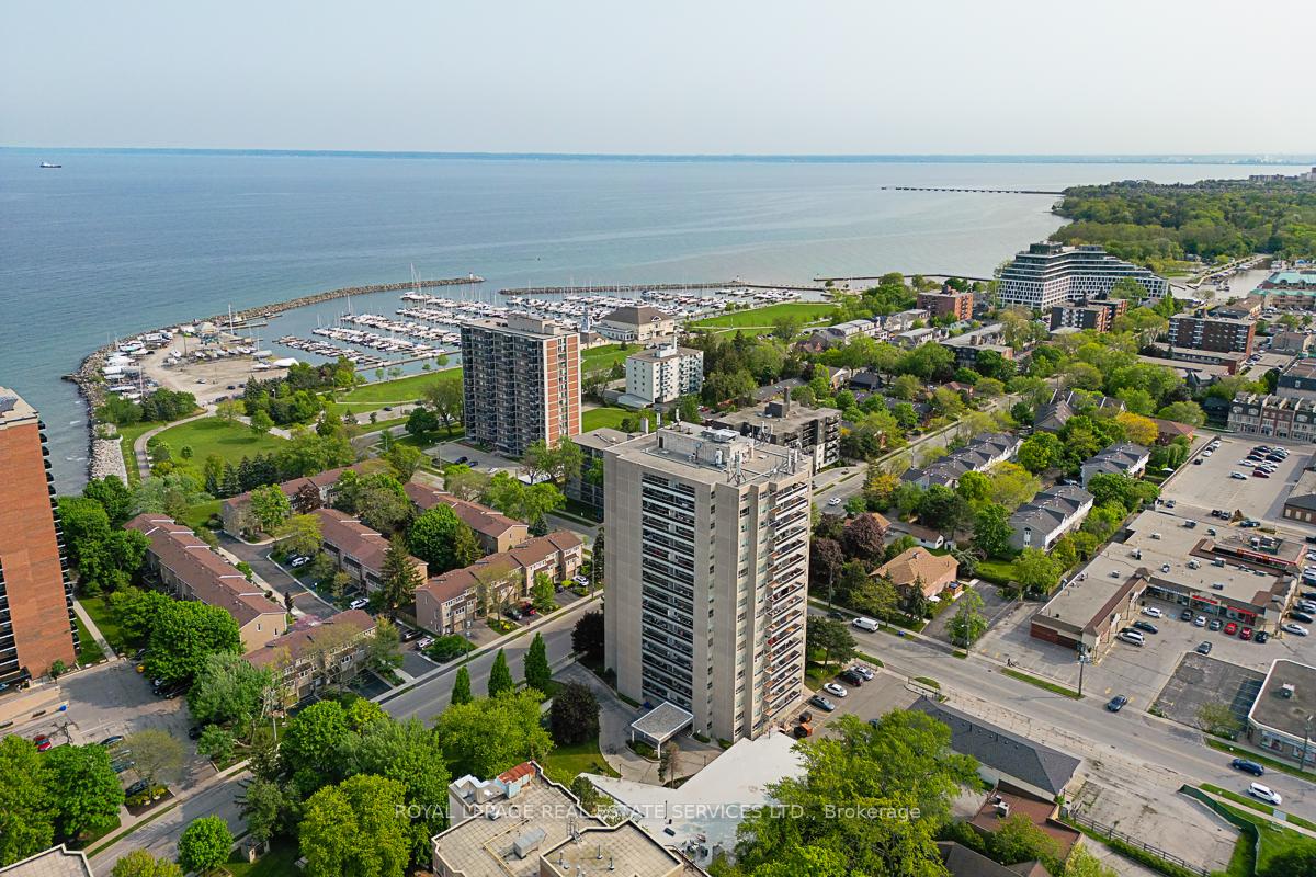 2263-marine-drive-oakville-ontario-w12203655