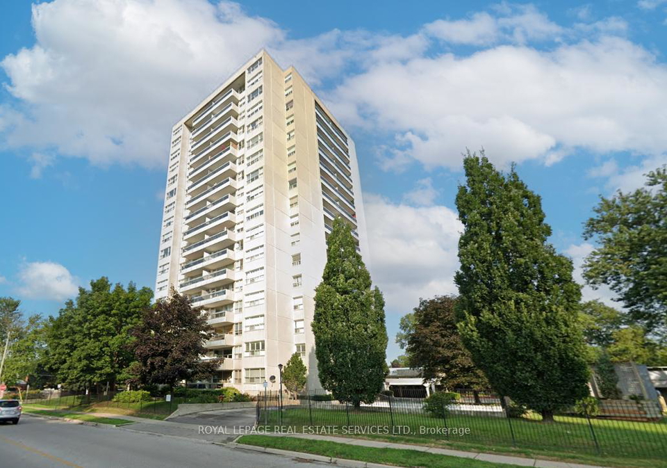 2263-marine-drive-oakville-ontario-w12203655