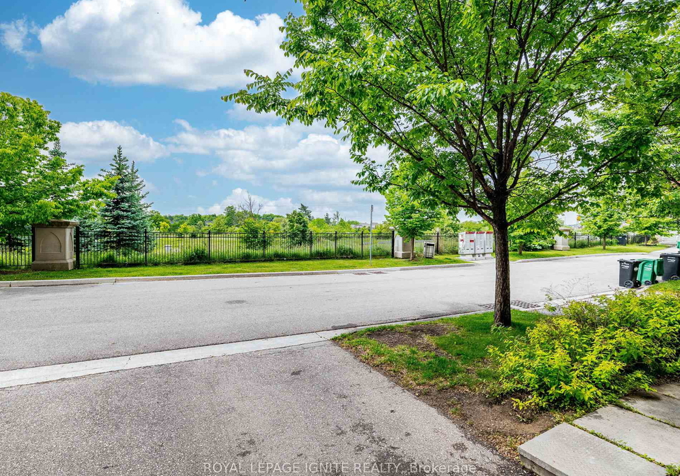 37-aspen-hills-road-brampton-ontario-w12204047