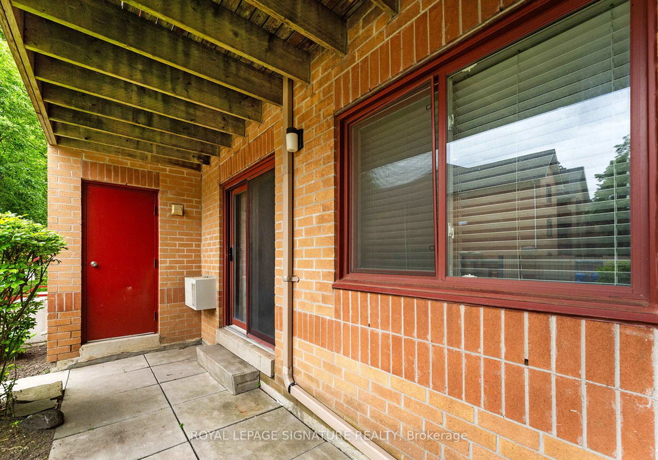 1492-pilgrams-way-oakville-ontario-w12204078