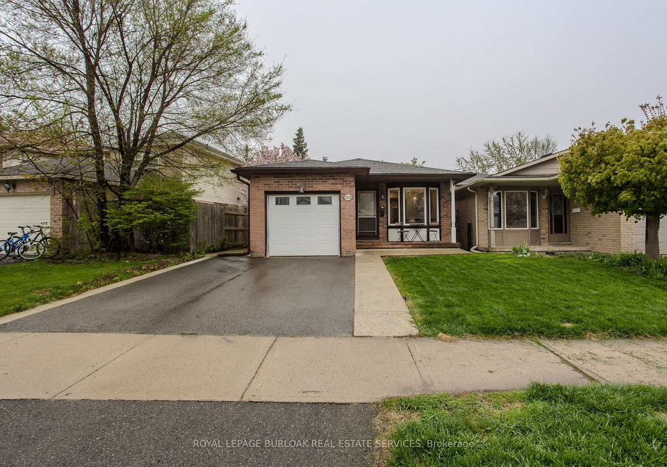 2218-leominster-drive-burlington-ontario-w12204125