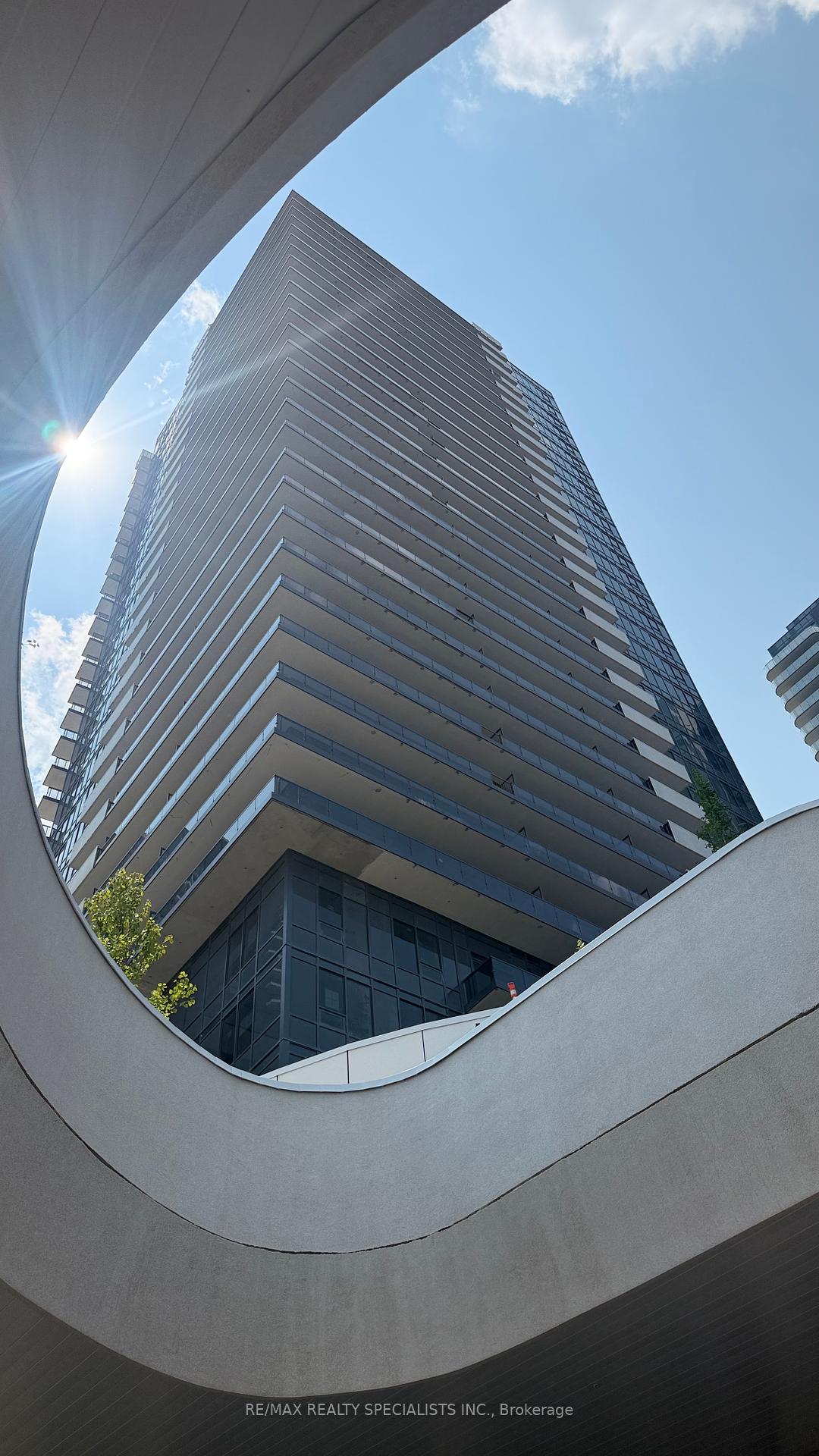5105-hurontario-street-mississauga-ontario-w12204241