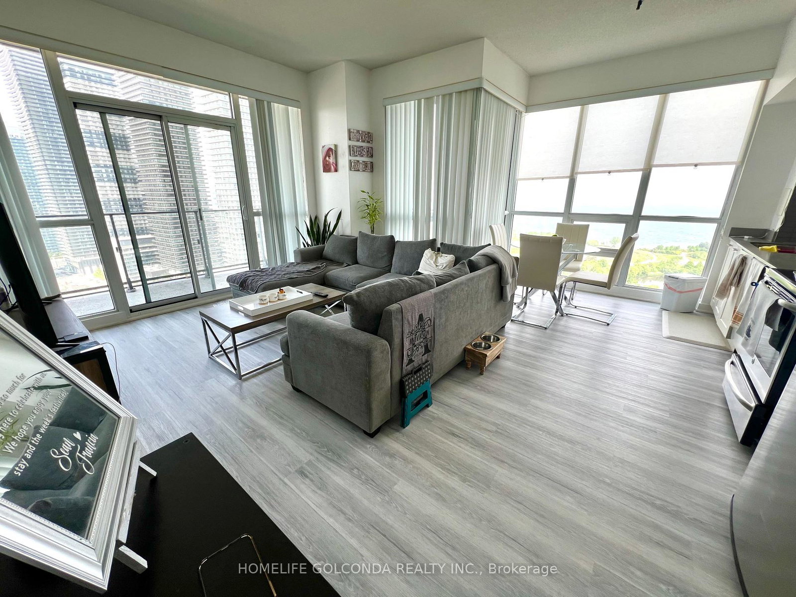 2200-lakeshore-boulevard-etobicoke-ontario-w12204278