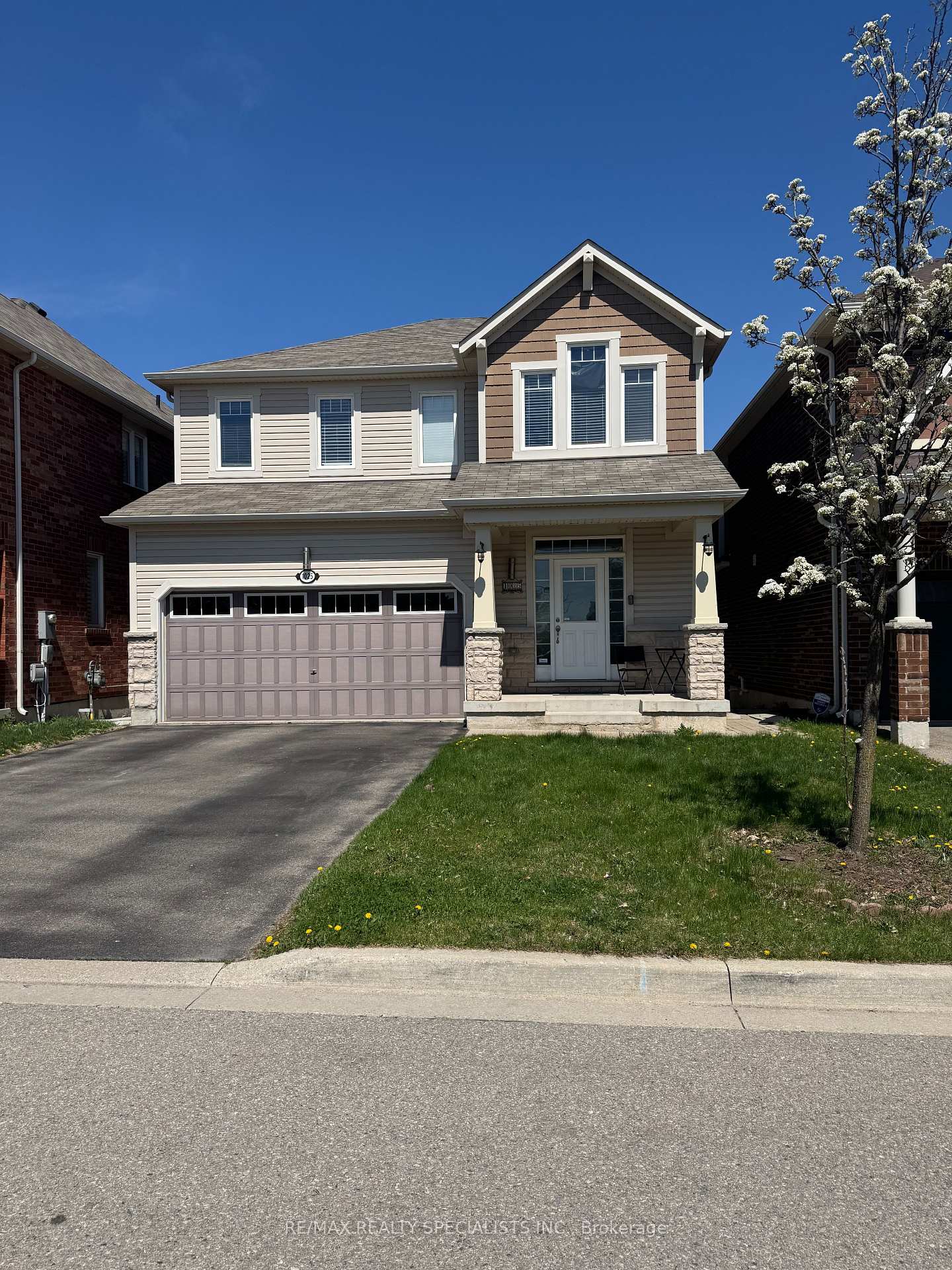 1025-tock-close-milton-ontario-w12204384