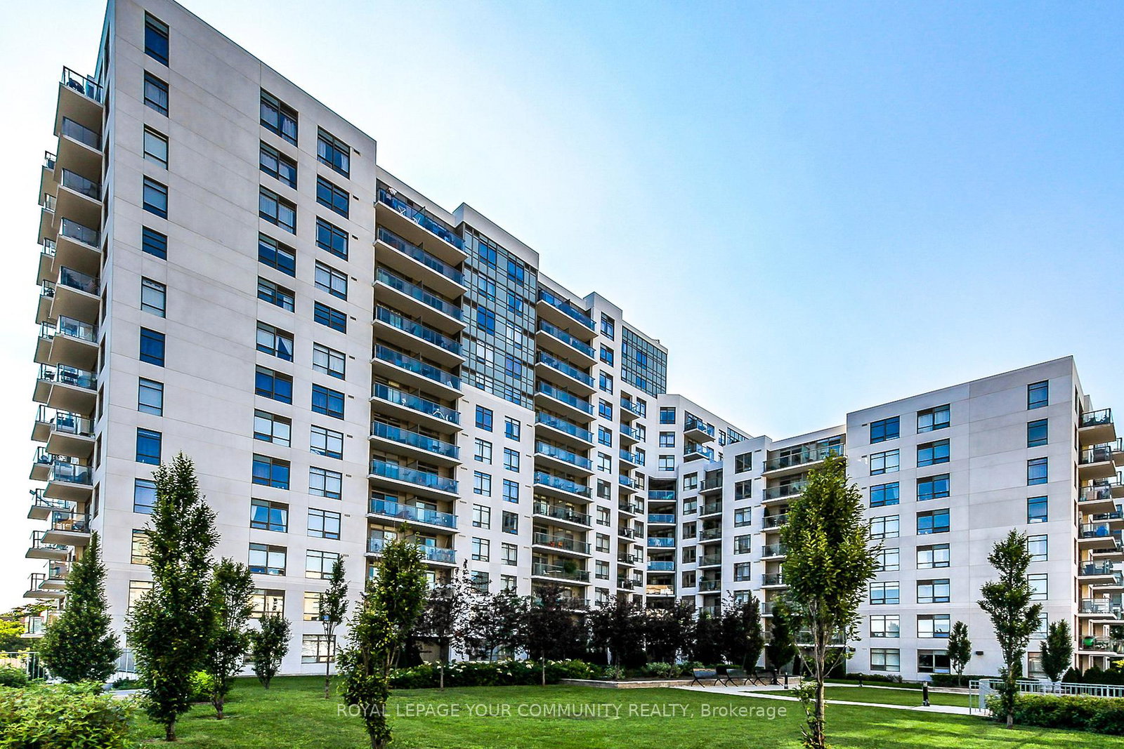 812-lansdowne-avenue-toronto-ontario-w12204450