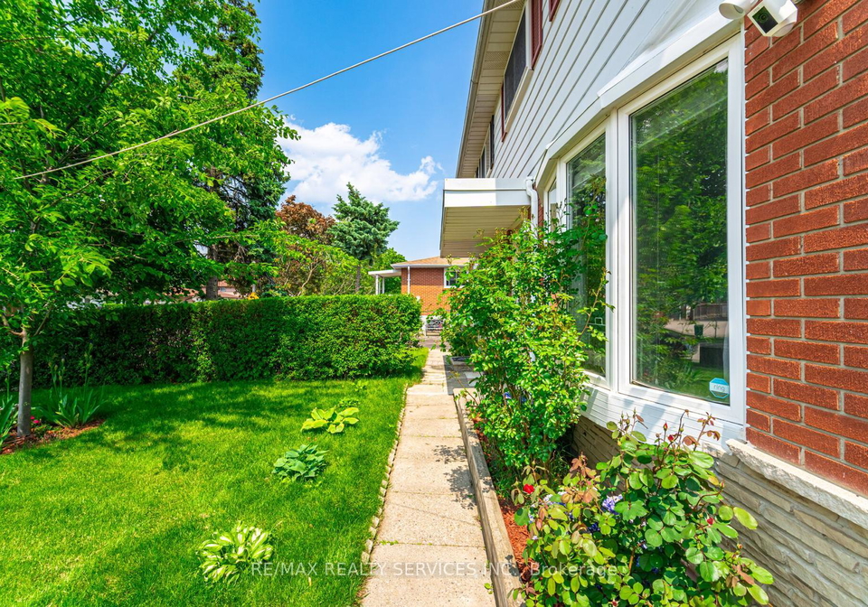 137-archdekin-drive-brampton-ontario-w12204466