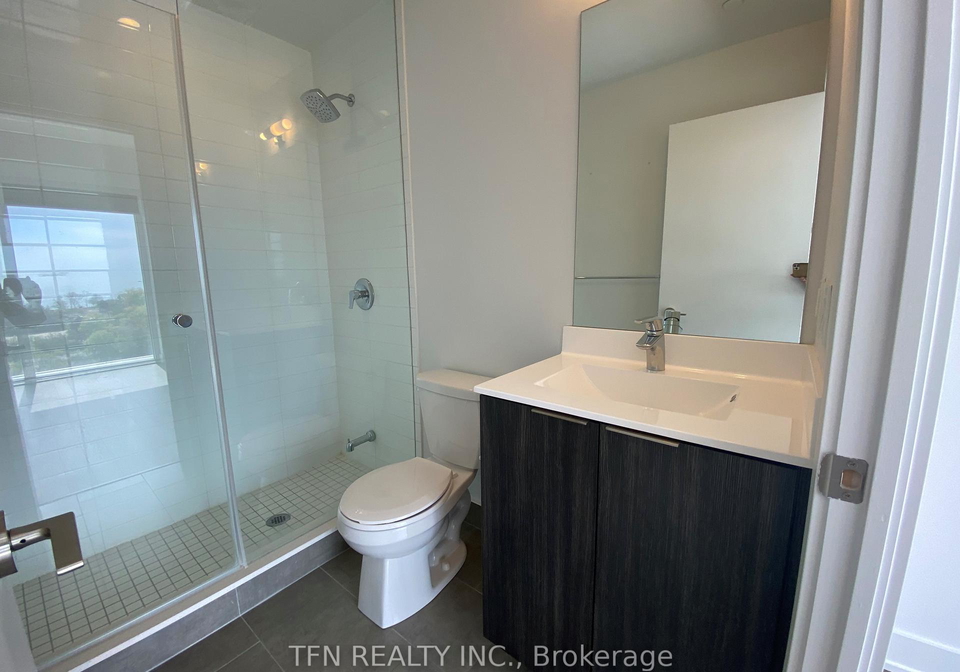 20-shore-breeze-drive-etobicoke-ontario-w12204608