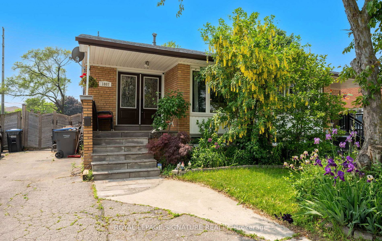 1807-sandgate-crescent-mississauga-ontario-w12204806