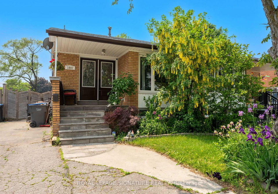 1807-sandgate-crescent-mississauga-ontario-w12204806