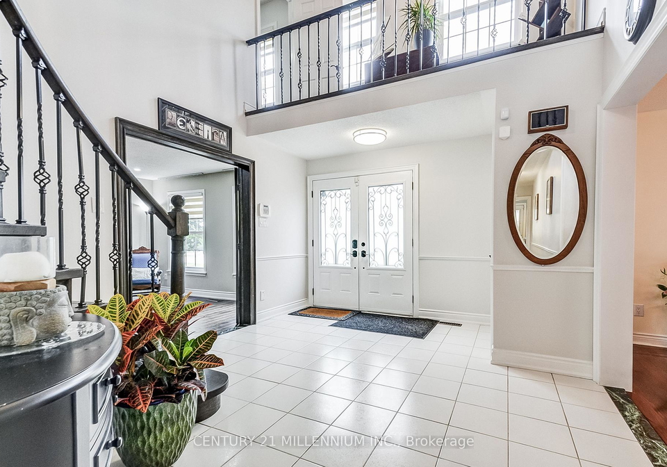 8-newport-street-brampton-ontario-w12204865