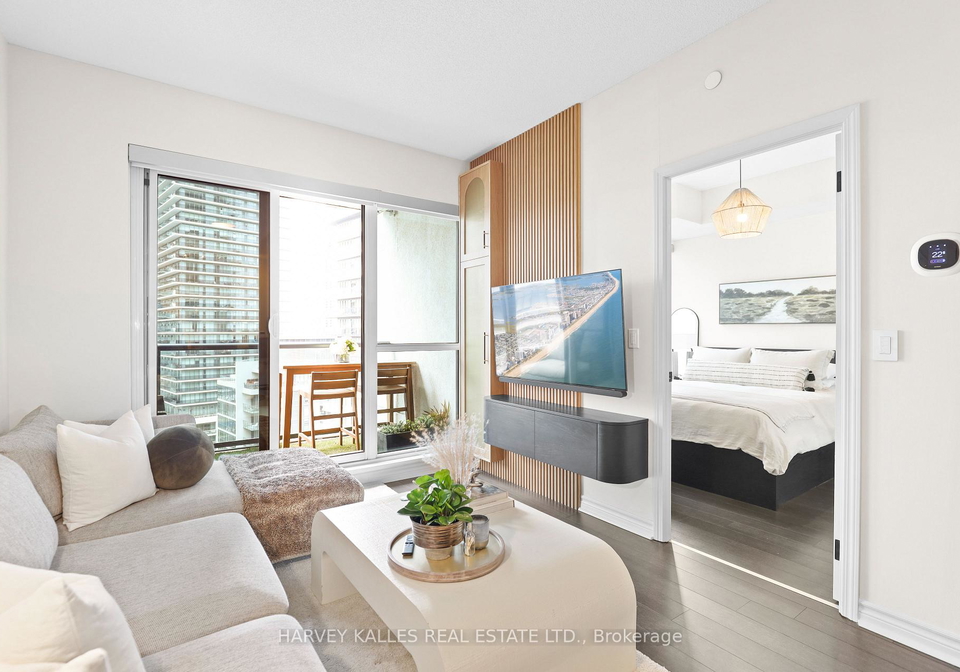 39-annie-craig-drive-etobicoke-ontario-w12204934