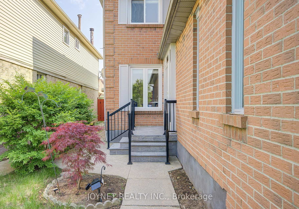 3218-valcourt-crescent-mississauga-ontario-w12205331