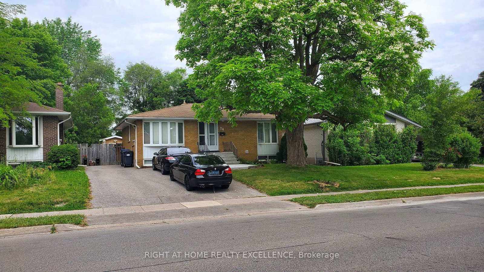 24-flowertown-avenue-brampton-ontario-w12205367