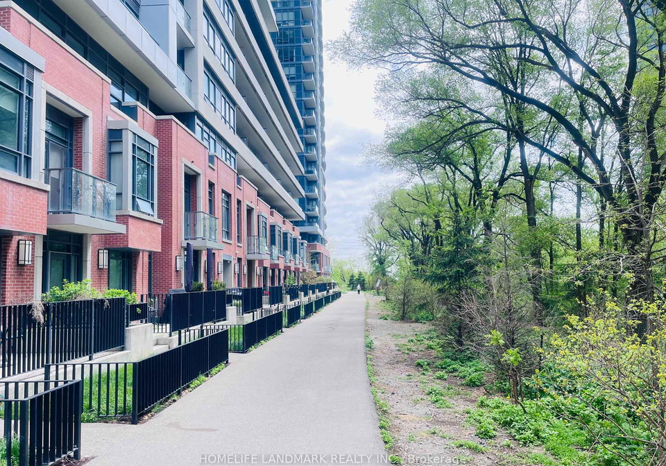 2212-lake-shore-boulevard-w-etobicoke-ontario-w12205697