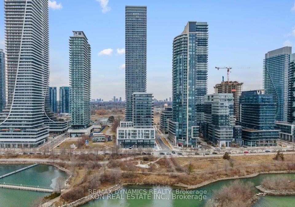 38-annie-craig-drive-s-etobicoke-ontario-w12205813