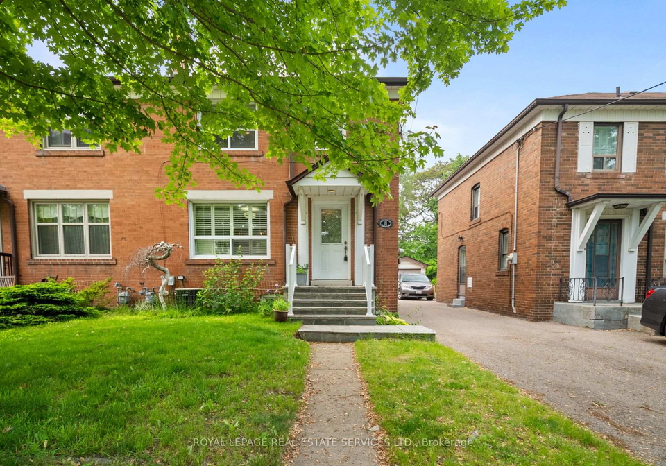 8-hanley-street-toronto-ontario-w12206197