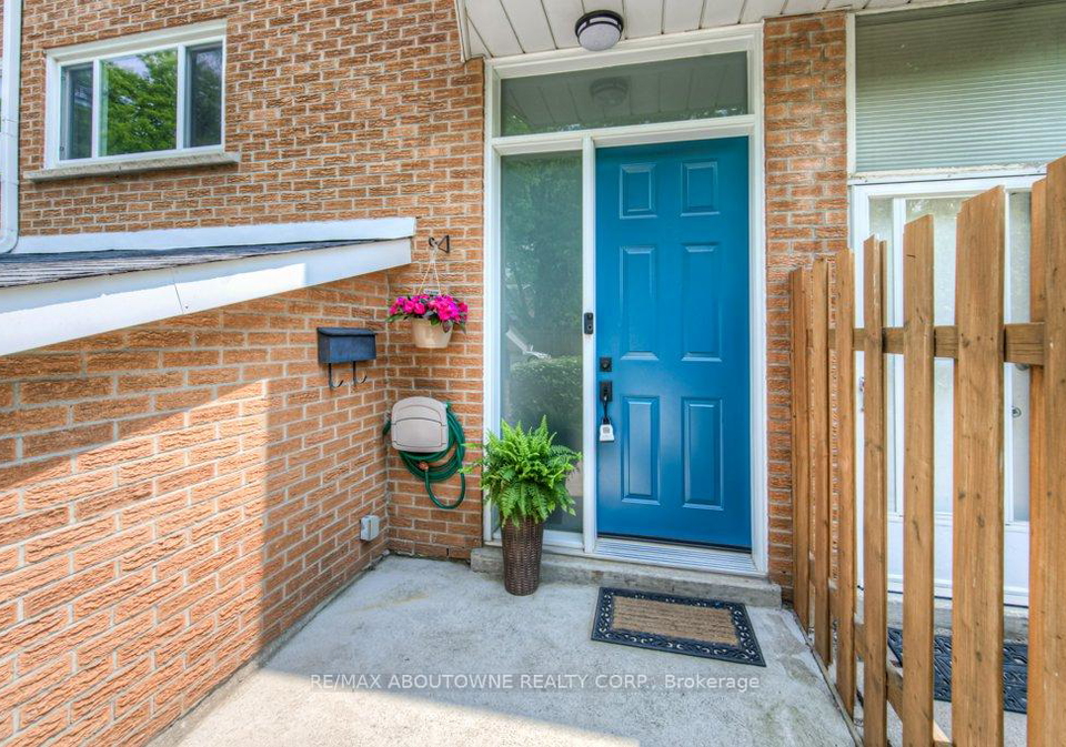 5503-schueller-crescent-burlington-ontario-w12206494