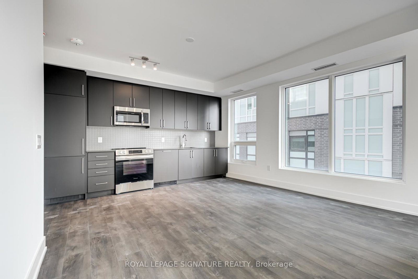 2450-old-bronte-road-oakville-ontario-w12206544