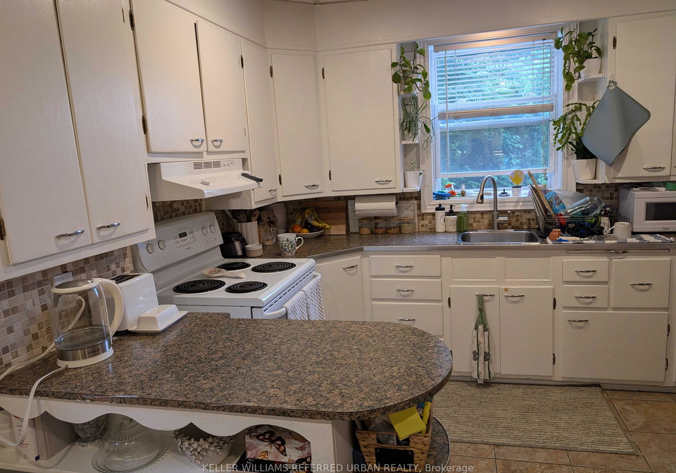 591-jane-street-toronto-ontario-w12206622