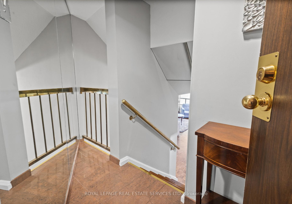 296-mill-road-etobicoke-ontario-w12207051