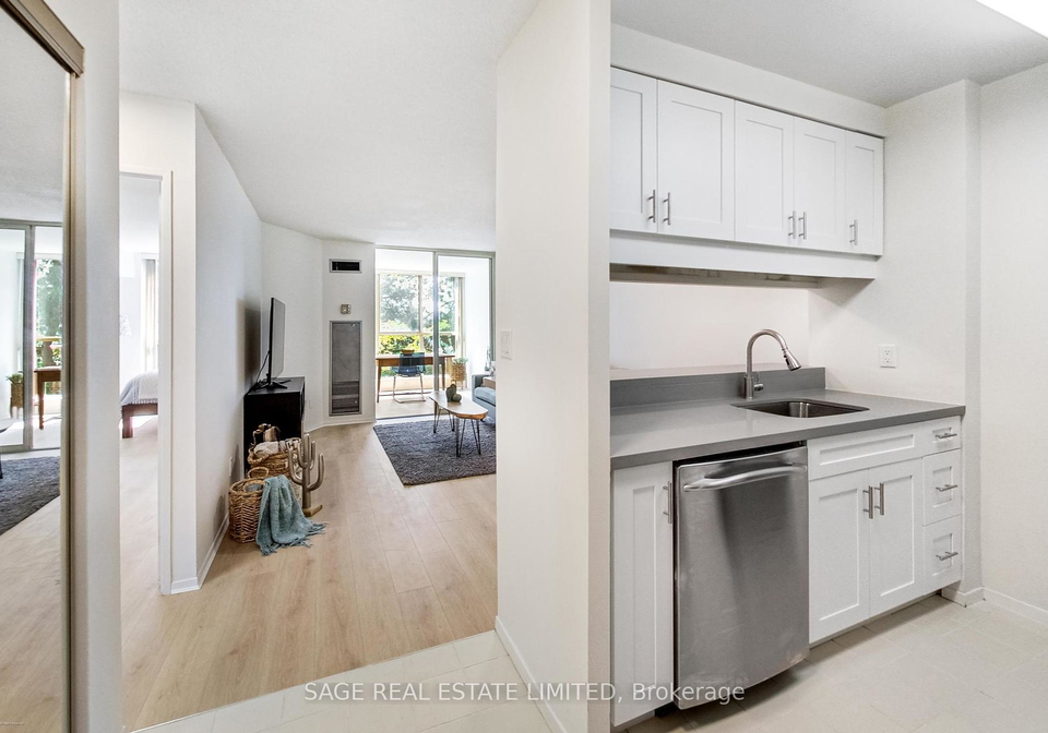 20-southport-street-toronto-ontario-w12207080