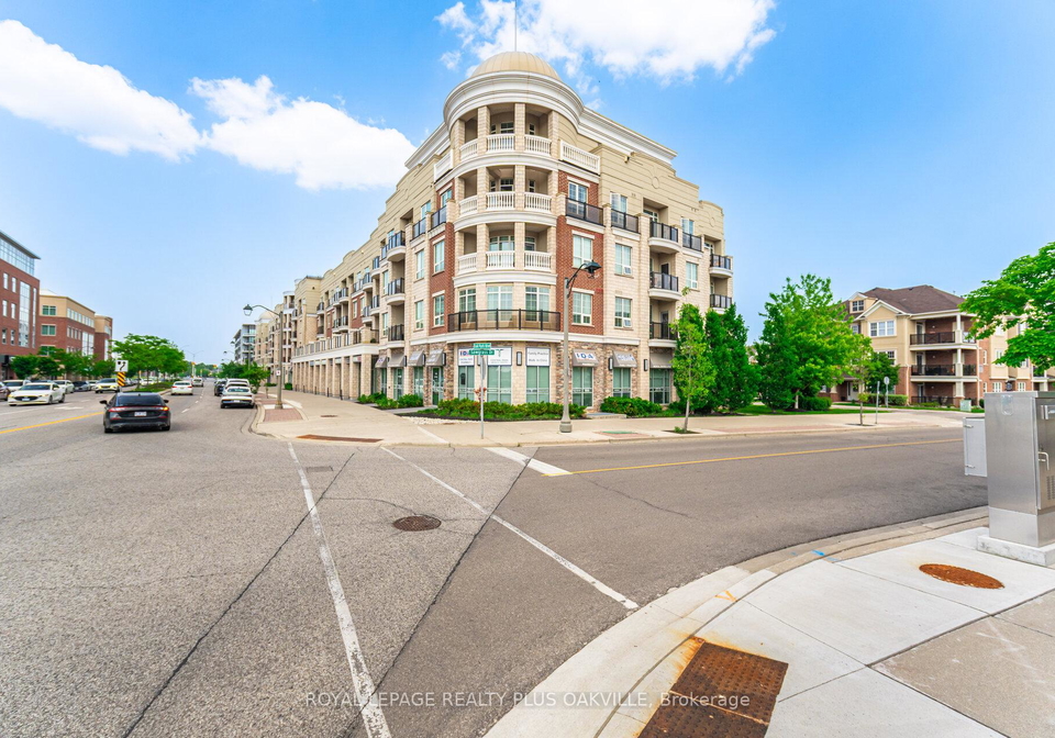 216-oak-park-boulevard-oakville-ontario-w12207115