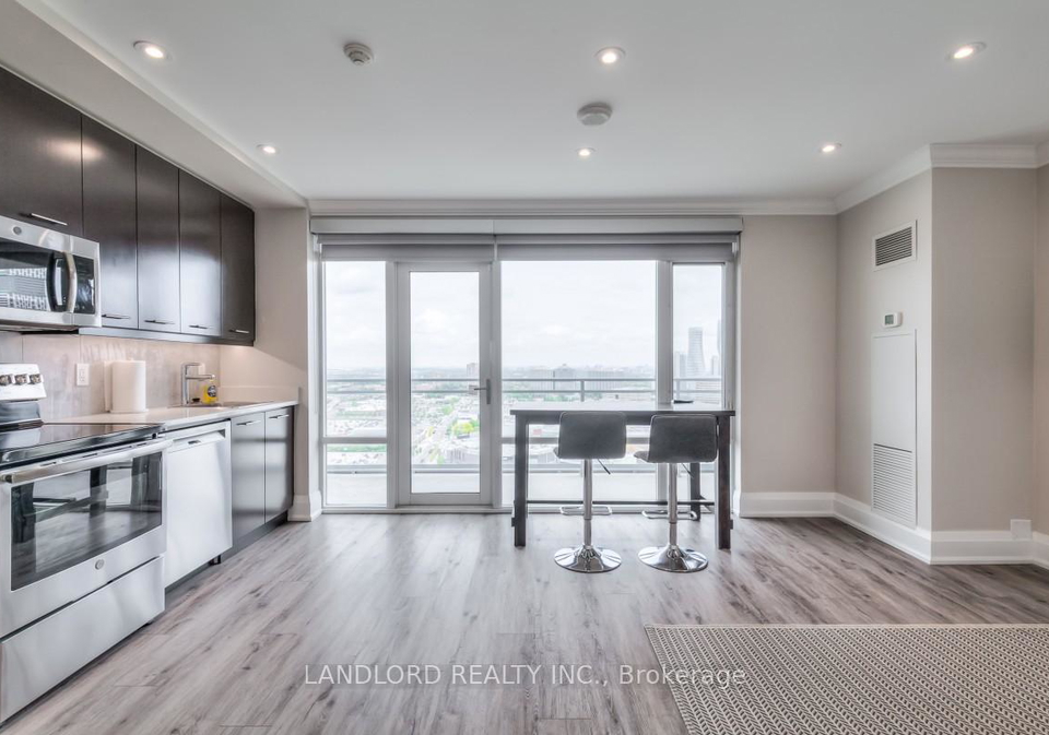 360-square-one-drive-mississauga-ontario-w12207125
