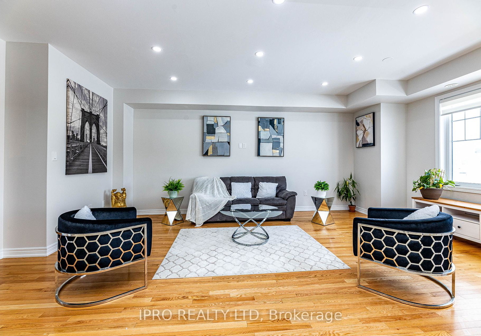 66-chesterwood-crescent-brampton-ontario-w12207369