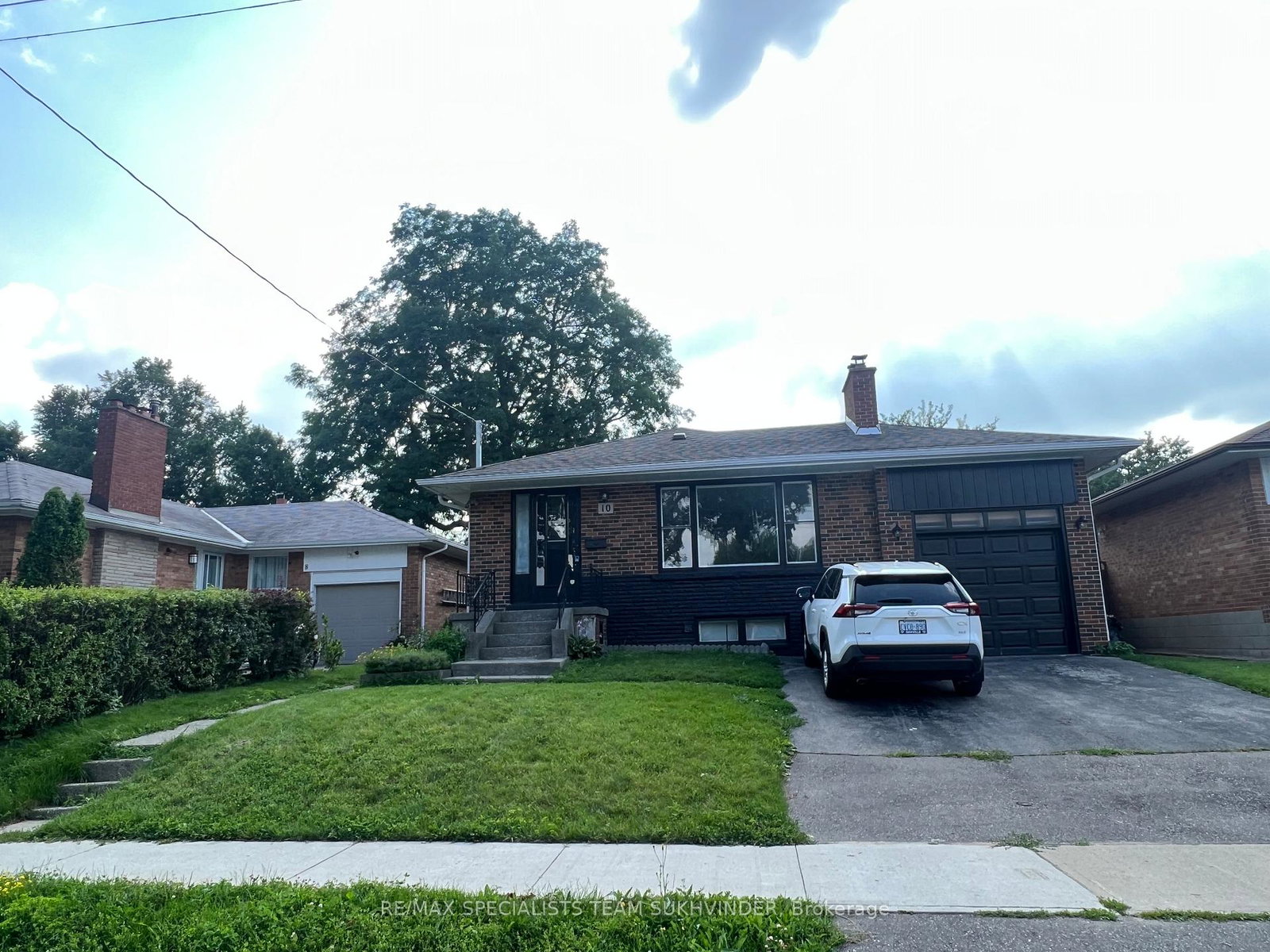 10-dumbarton-road-etobicoke-ontario-w12207614