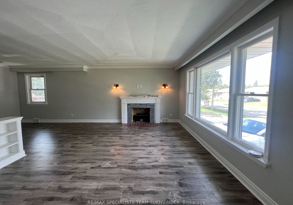 10-dumbarton-road-etobicoke-ontario-w12207614