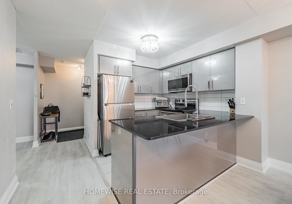 1070-sheppard-avenue-w-york-ontario-w12207634