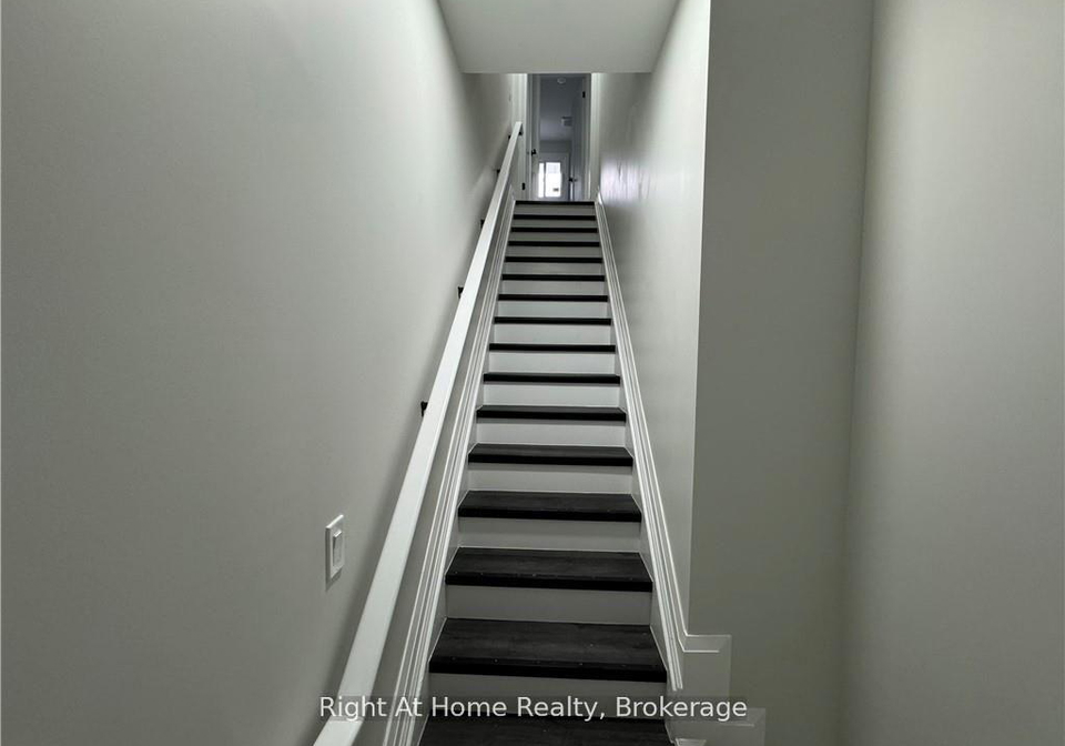 44-main-street-s-halton-hills-ontario-w12208007
