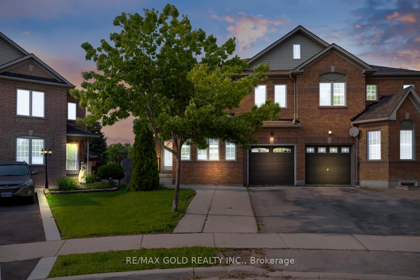 66-thunderbird-trail-brampton-ontario-w12208339