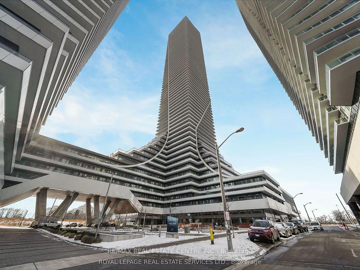 30-shore-breeze-drive-etobicoke-ontario-w12208363