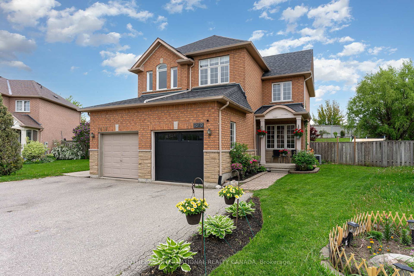 7640-black-walnut-trail-mississauga-ontario-w12208450
