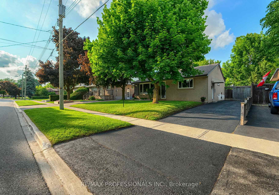 18-weber-drive-halton-hills-ontario-w12208706