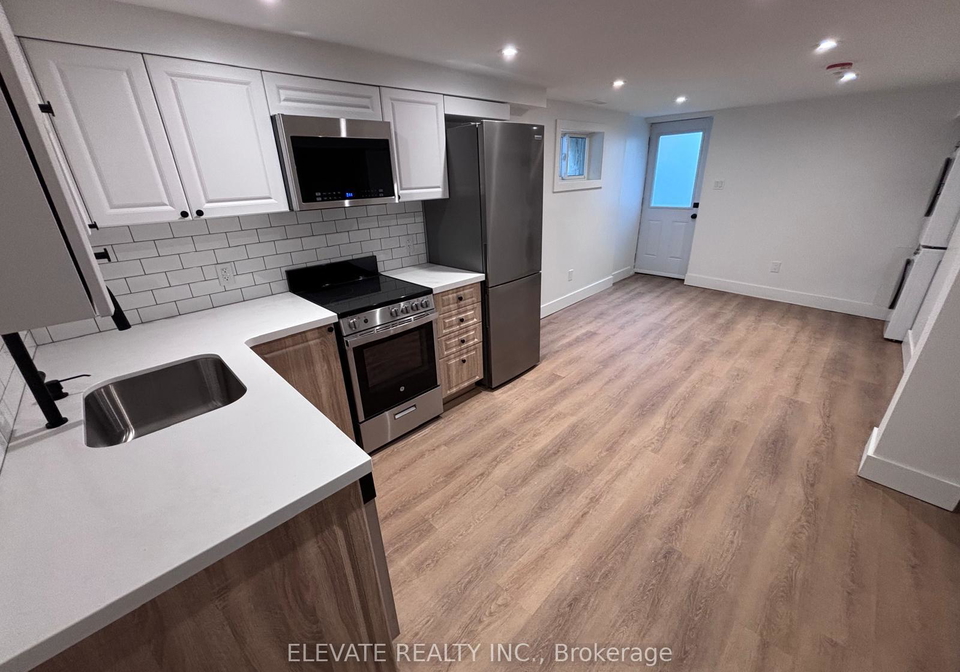 12-rotherham-avenue-toronto-ontario-w12208928