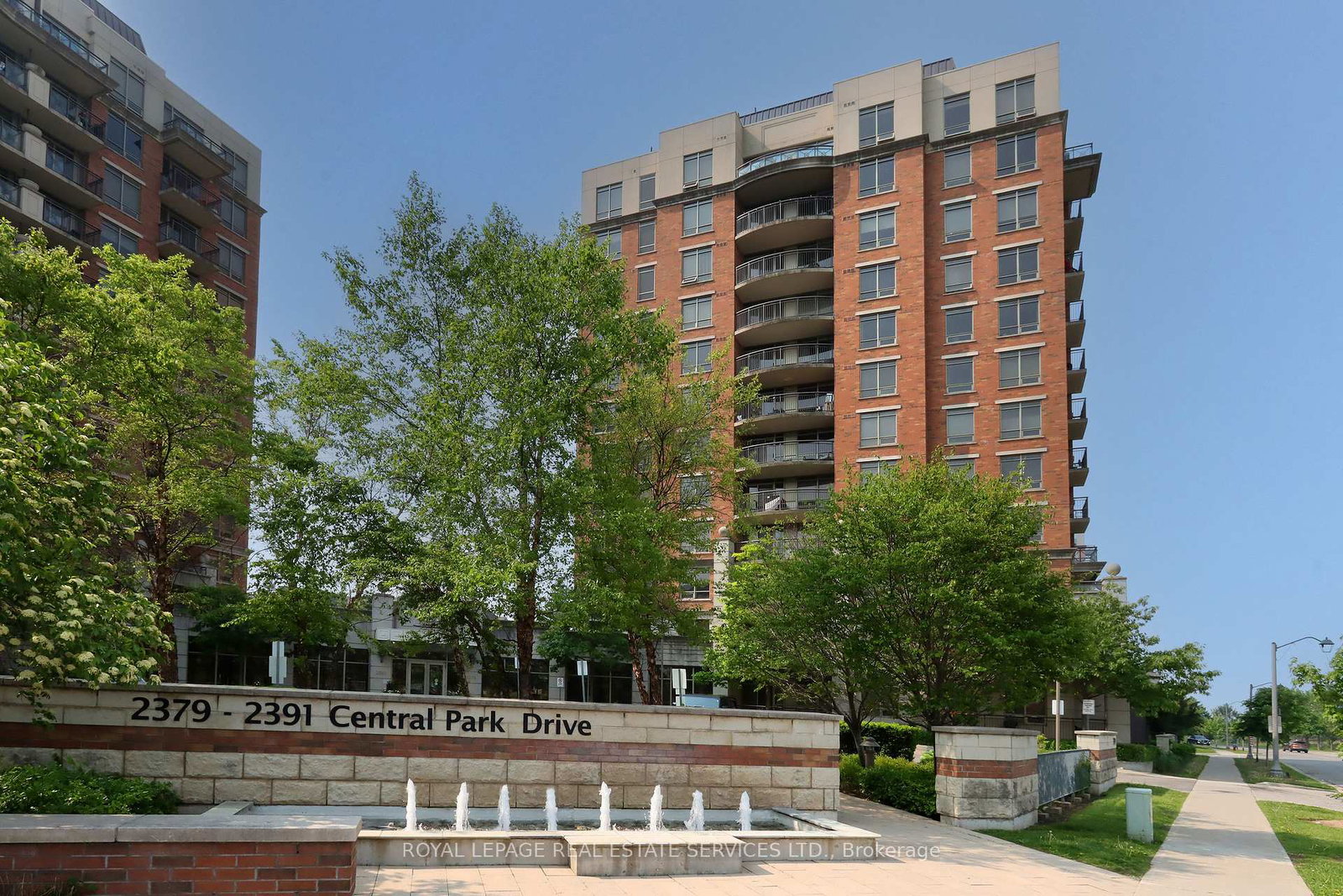 2379-central-park-drive-oakville-ontario-w12208949