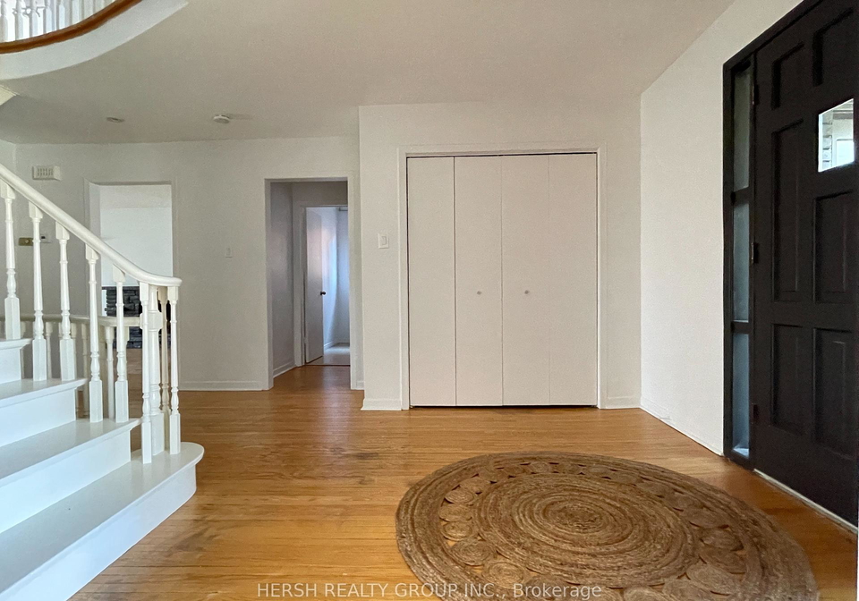 49-elmcrest-road-etobicoke-ontario-w12209052