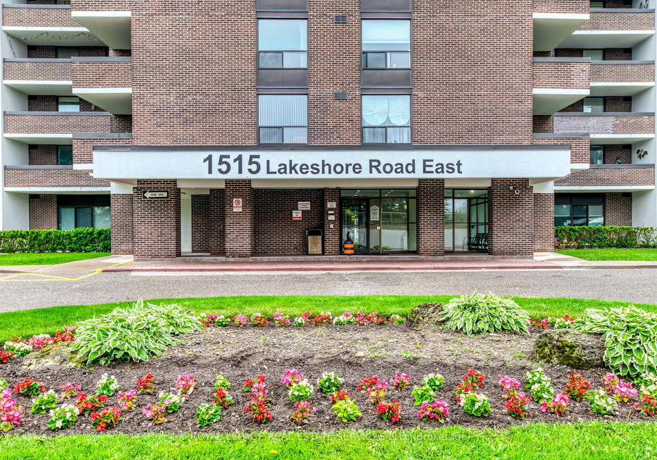 1515-lakeshore-road-e-mississauga-ontario-w12209067