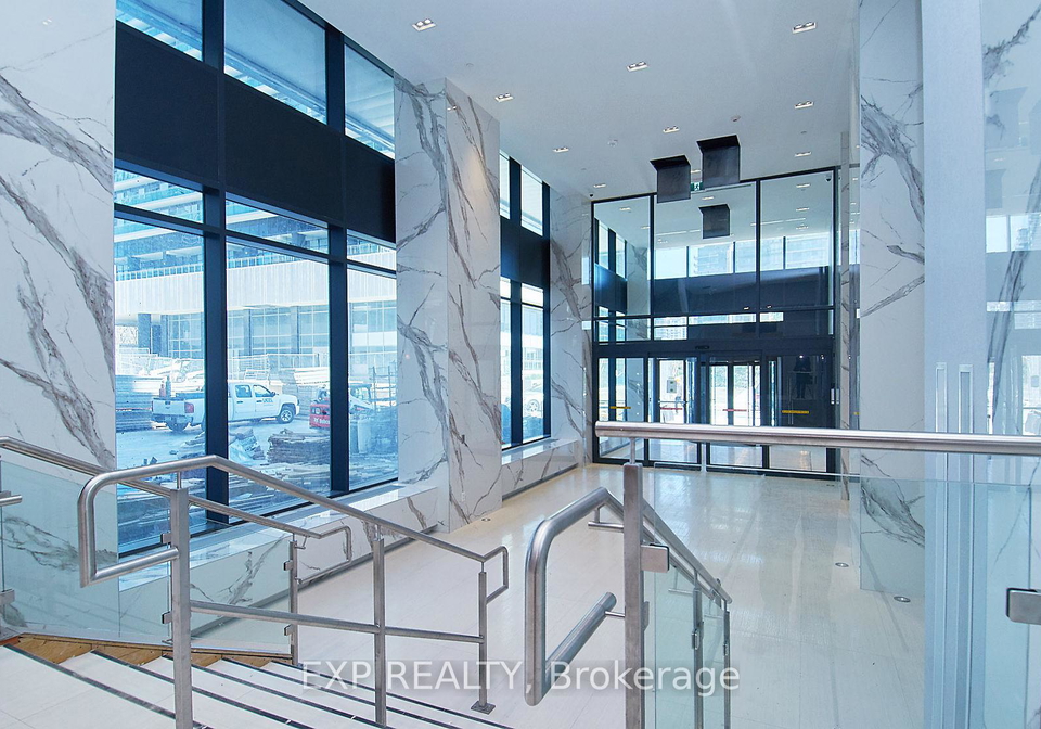 30-shore-breeze-drive-etobicoke-ontario-w12209099