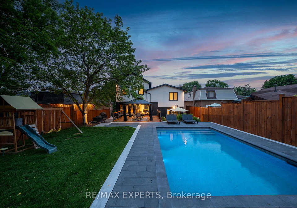 212-ridge-road-caledon-ontario-w12209397