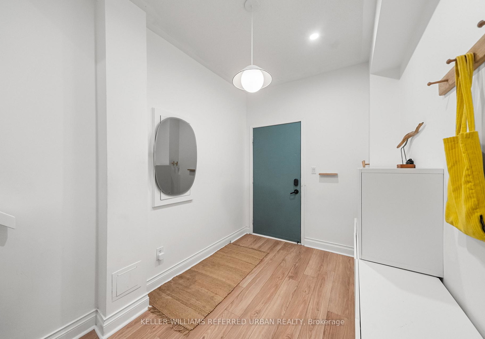 35-dekoven-mews-toronto-ontario-w12209466